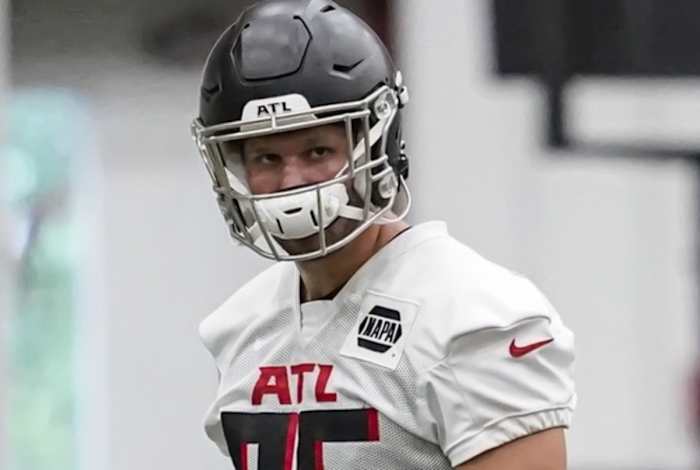 Atlanta Falcons tight end Anthony Firkser (86) shown on the field during Falcons OTA at the Falcons Training Complex.